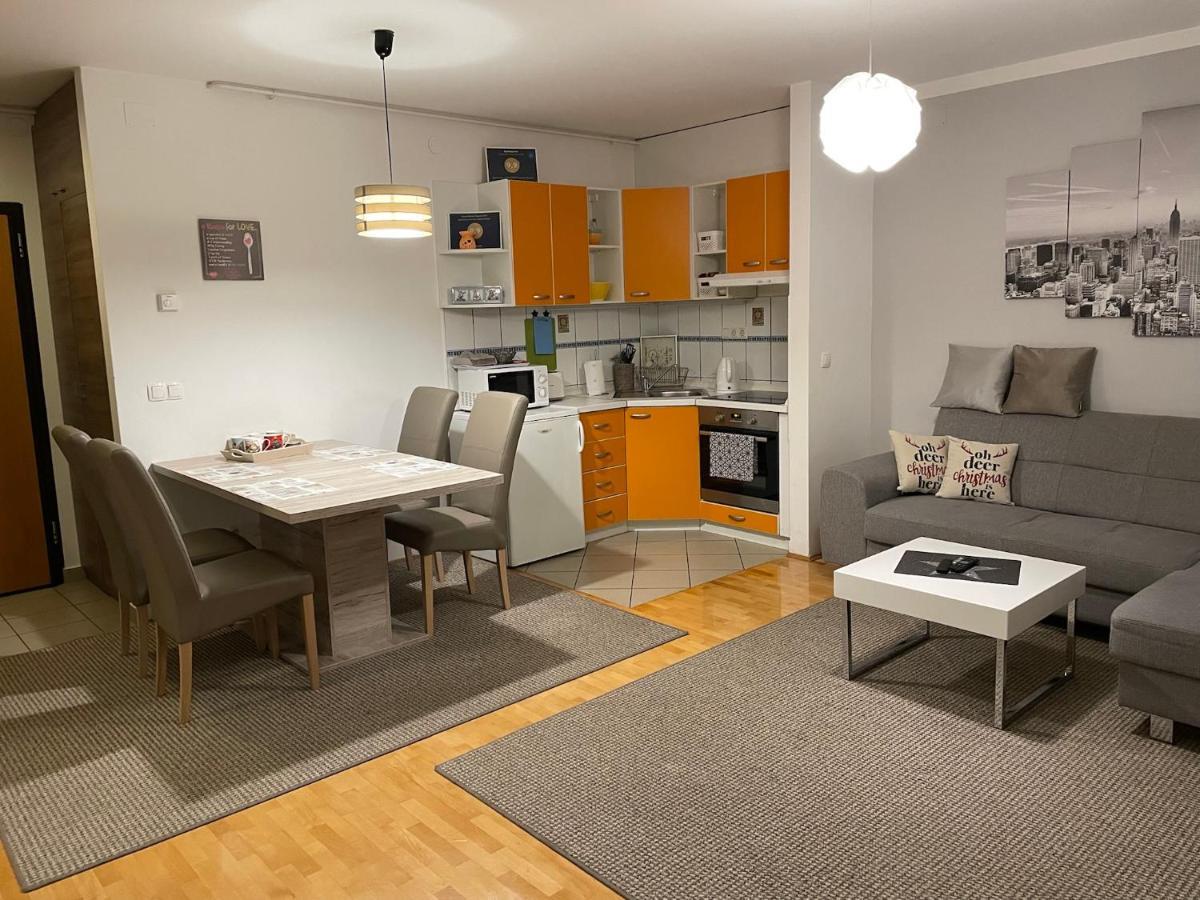 Apartman Luna Near Zagreb Airport Velika Gorica Zewnętrze zdjęcie