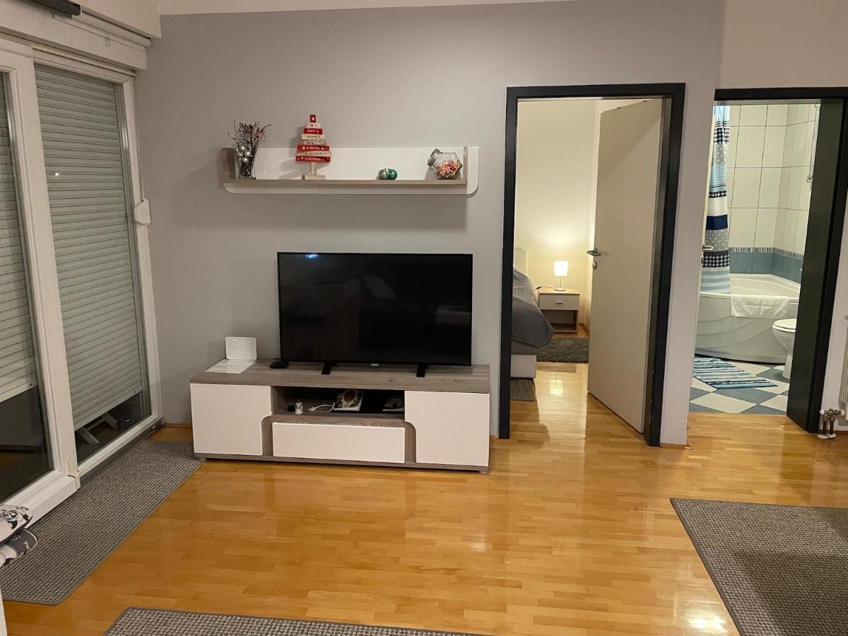 Apartman Luna Near Zagreb Airport Velika Gorica Zewnętrze zdjęcie