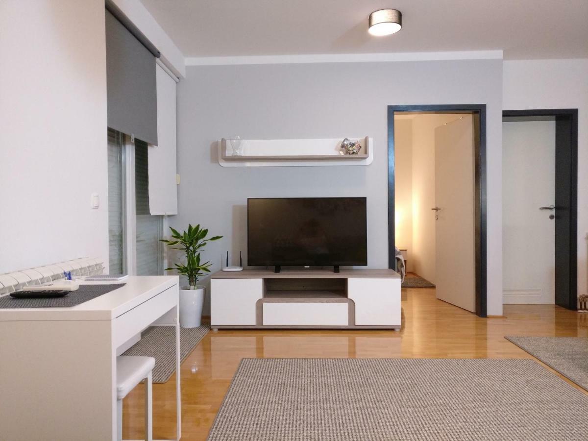 Apartman Luna Near Zagreb Airport Velika Gorica Zewnętrze zdjęcie