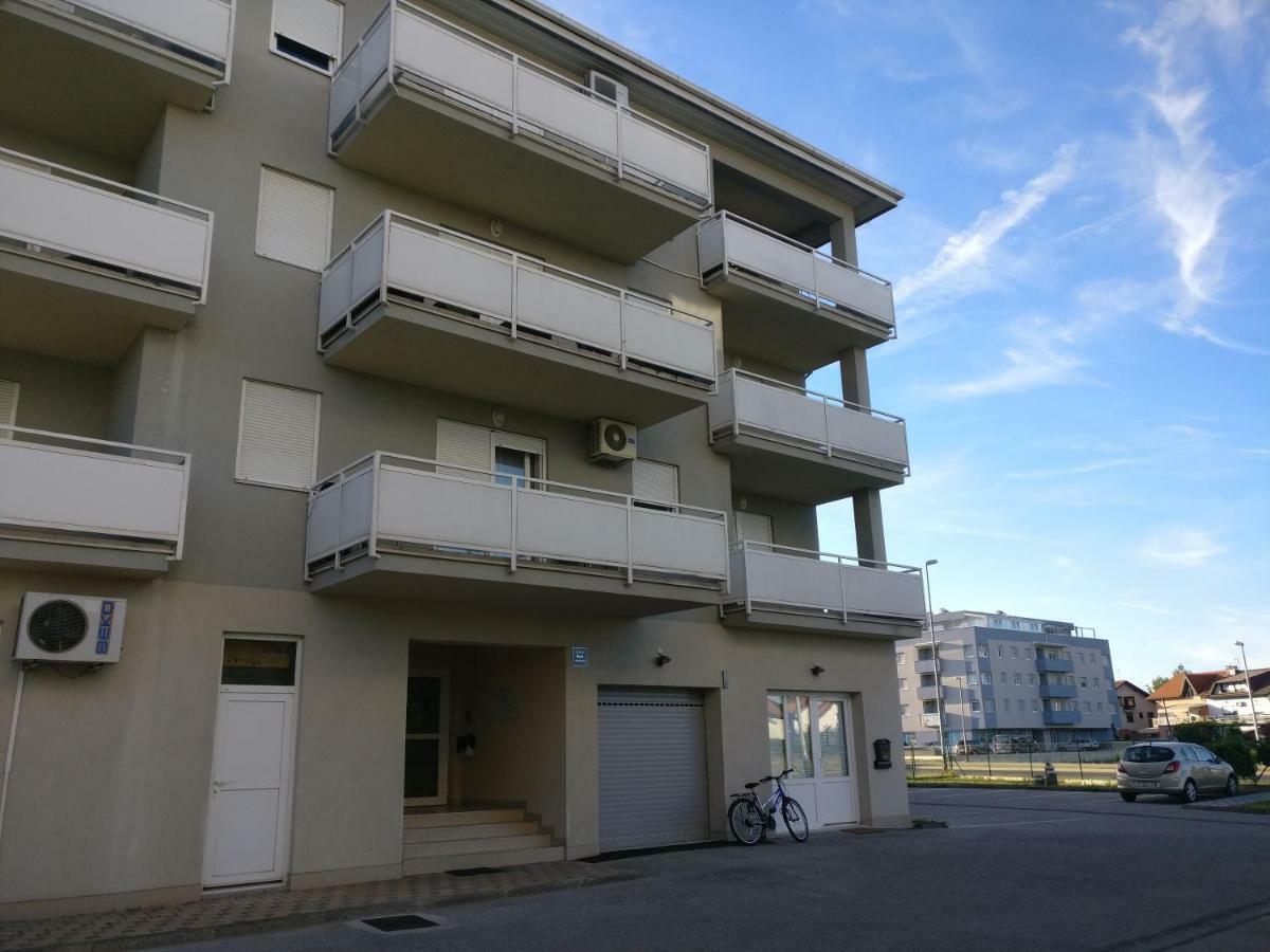 Apartman Luna Near Zagreb Airport Velika Gorica Zewnętrze zdjęcie